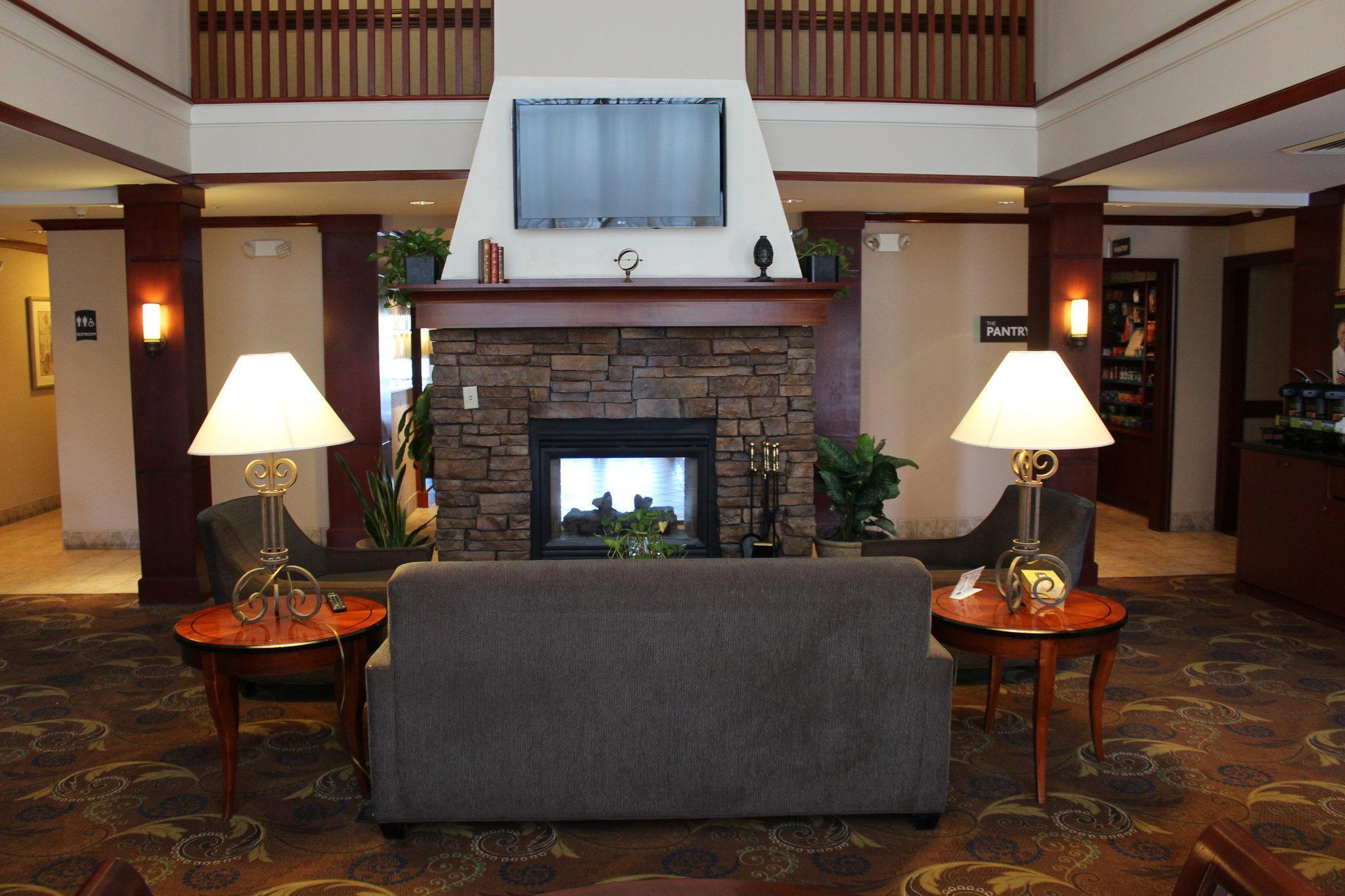 Staybridge Suites Grand Rapids-Kentwood By Ihg Cascade Exterior photo
