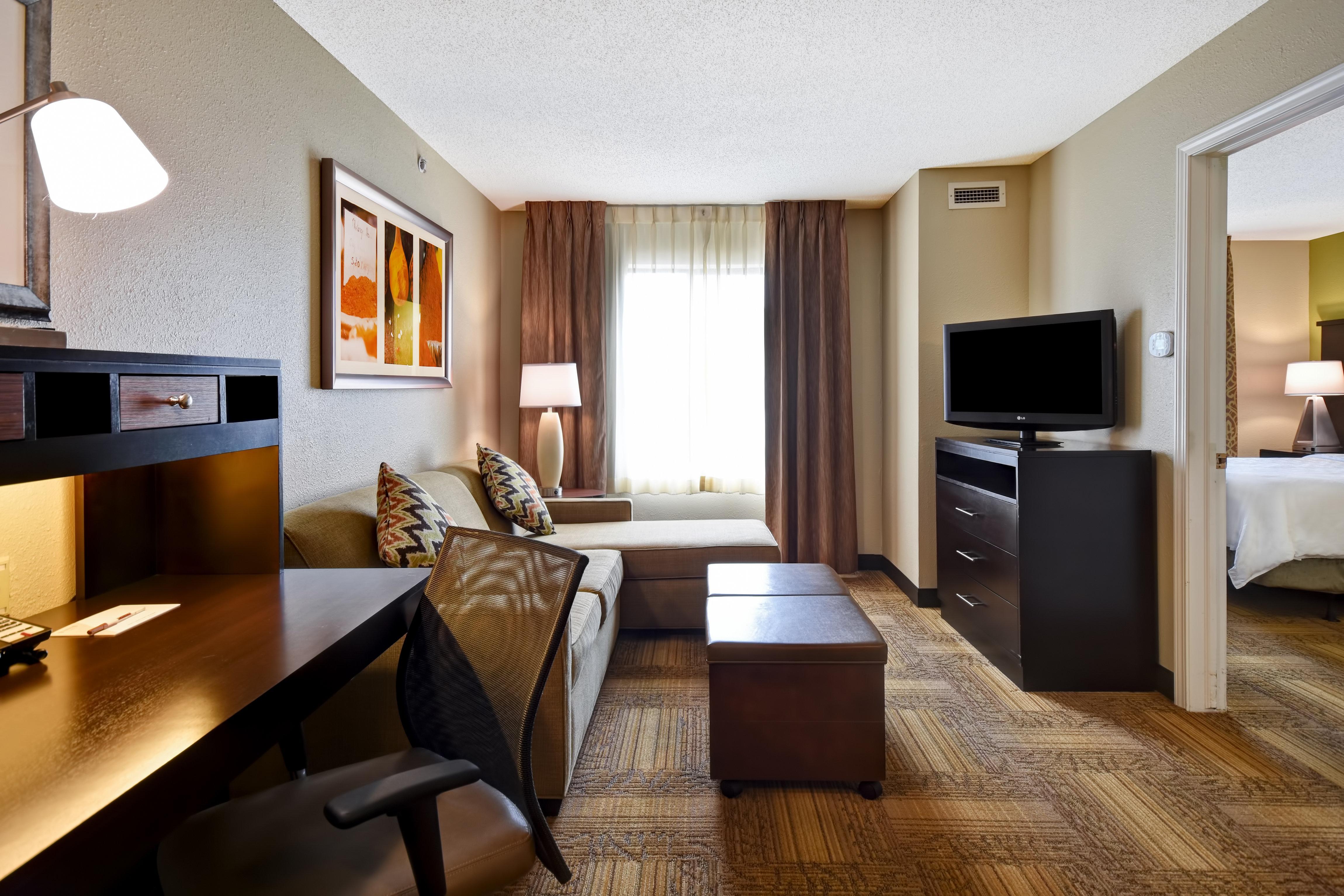 Staybridge Suites Grand Rapids-Kentwood By Ihg Cascade Exterior photo