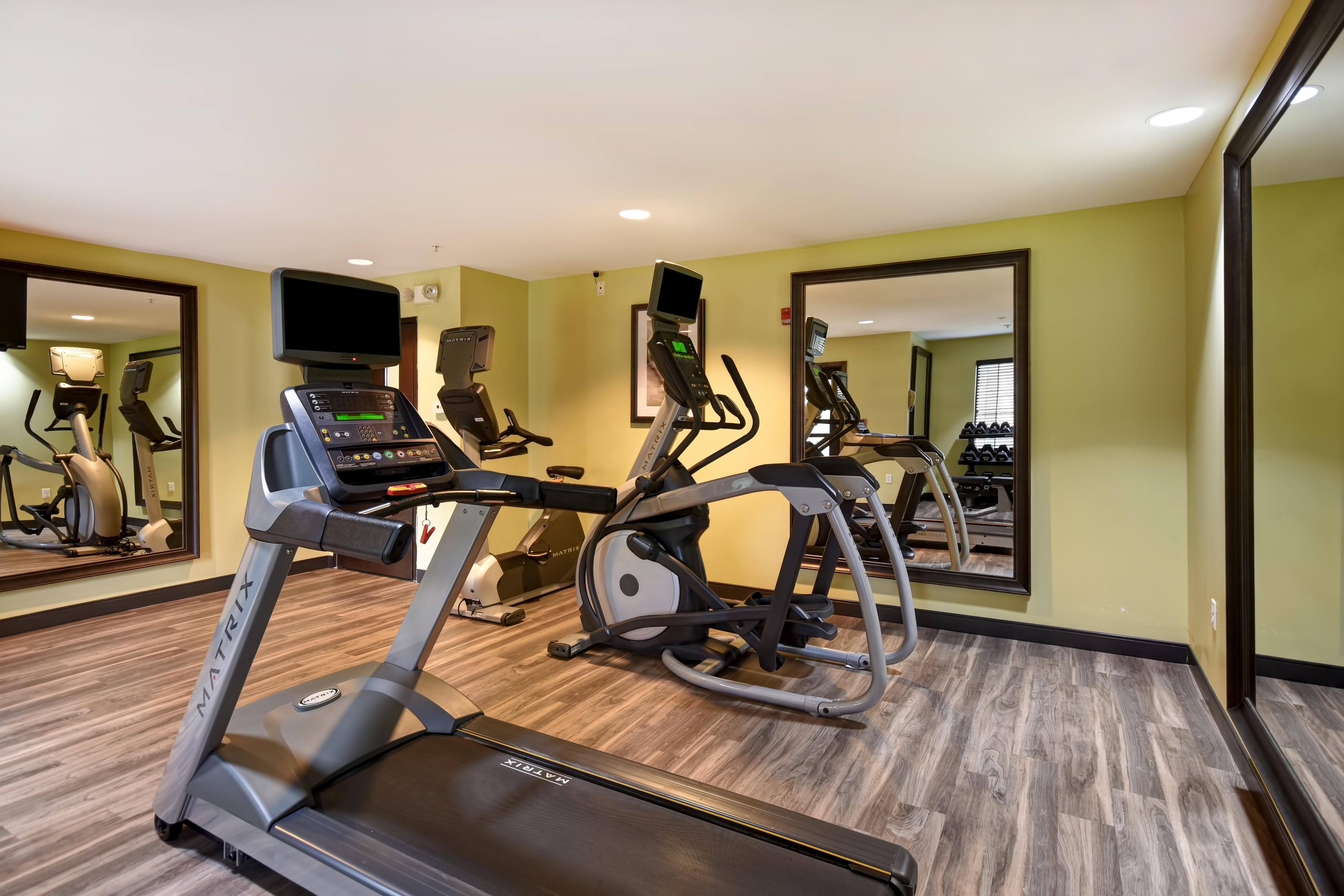 Staybridge Suites Grand Rapids-Kentwood By Ihg Cascade Exterior photo