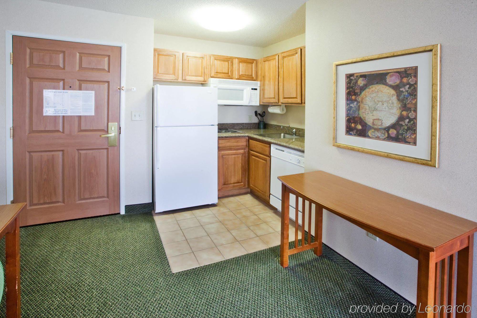 Staybridge Suites Grand Rapids-Kentwood By Ihg Cascade Room photo
