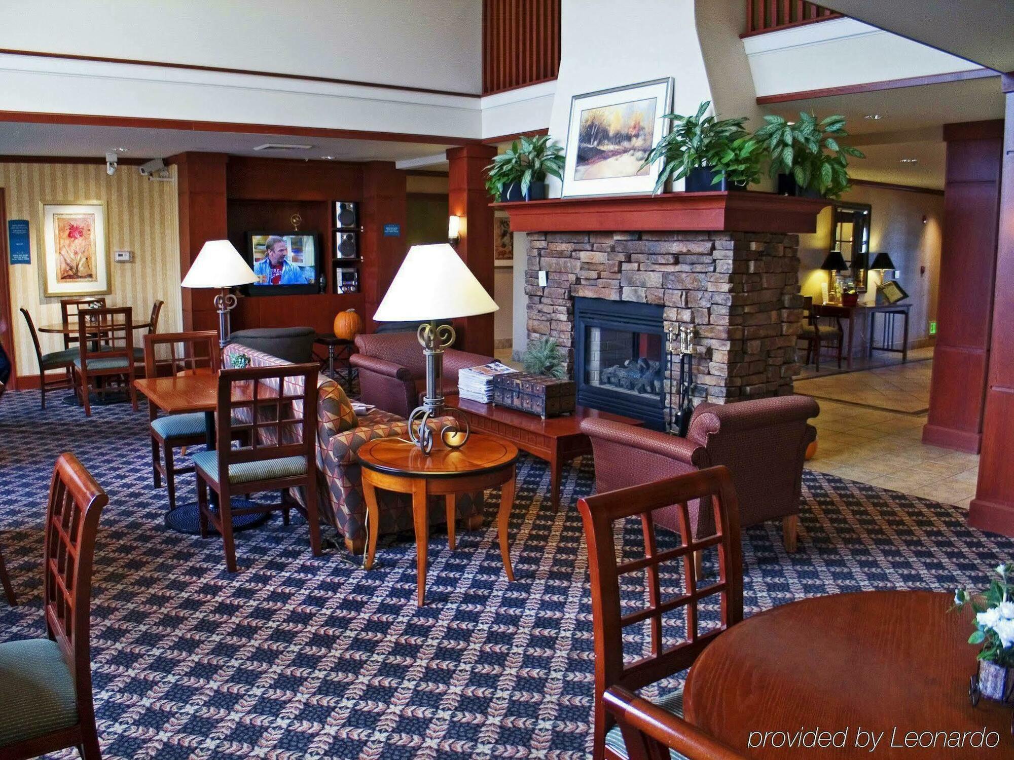 Staybridge Suites Grand Rapids-Kentwood By Ihg Cascade Exterior photo